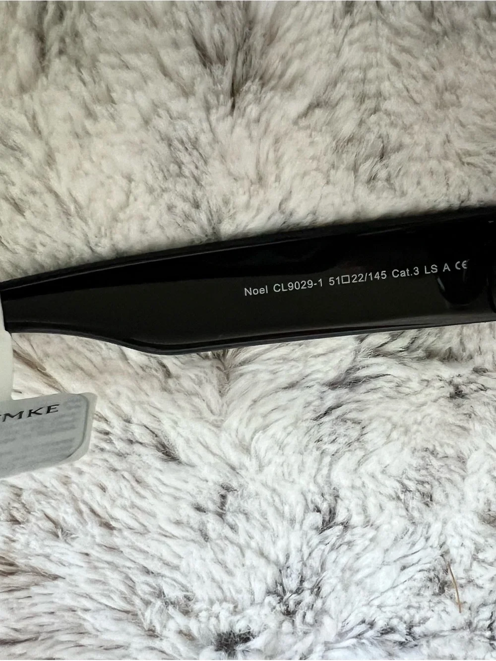 Caroline Lemke chic black